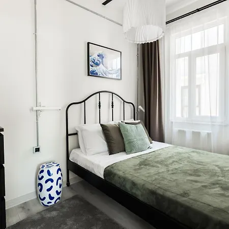 Stylish Flat Near Galata Tower Easy Metro Access *