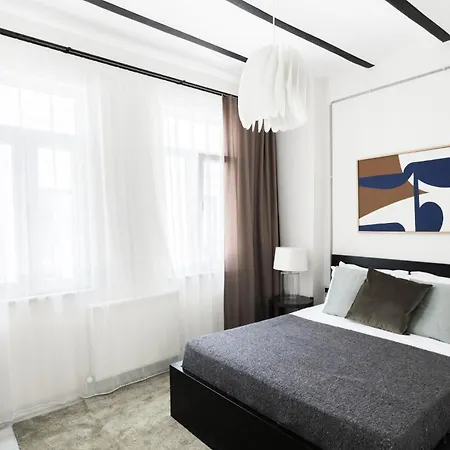 Stylish Flat Near Galata Tower Easy Metro Access * Istanbul