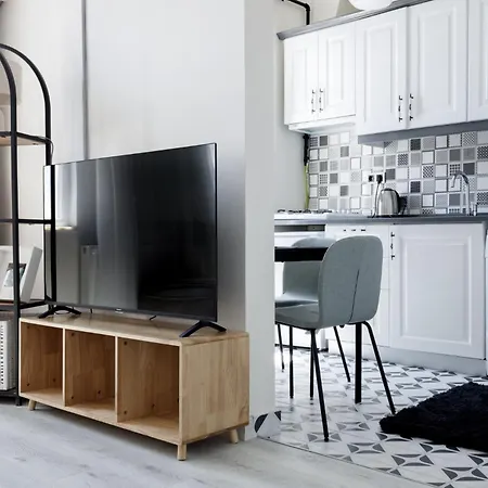 Stylish Flat Near Galata Tower Easy Metro Access * איסטמבול